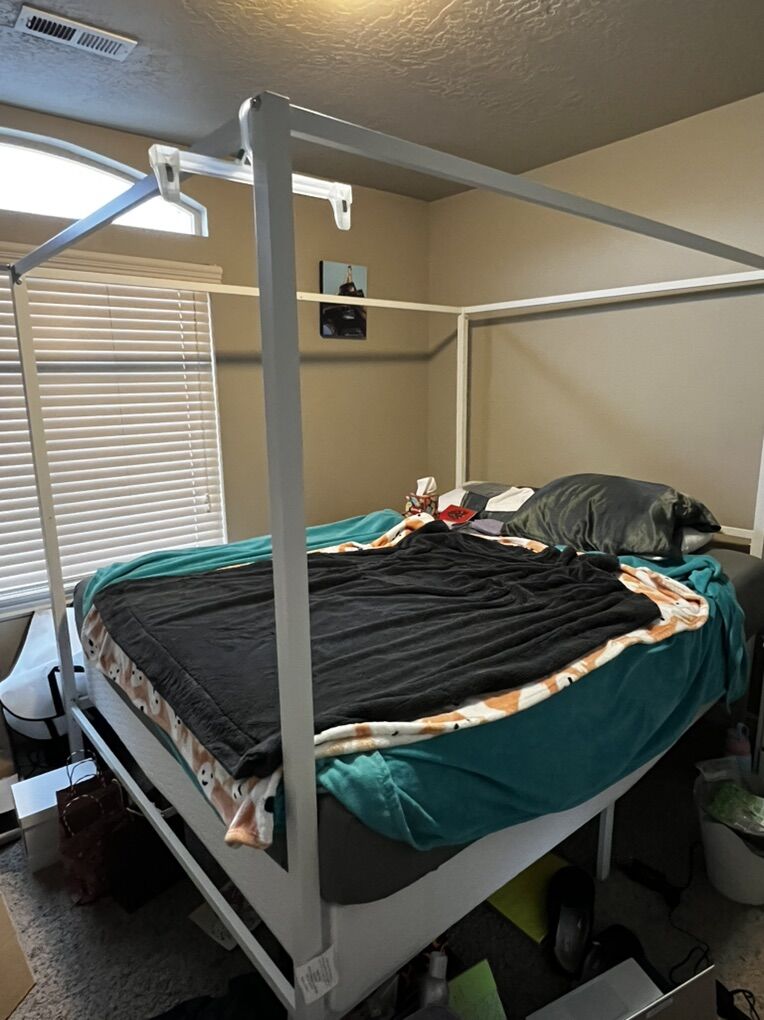 White Metal Canopy Bed Frame-Queen