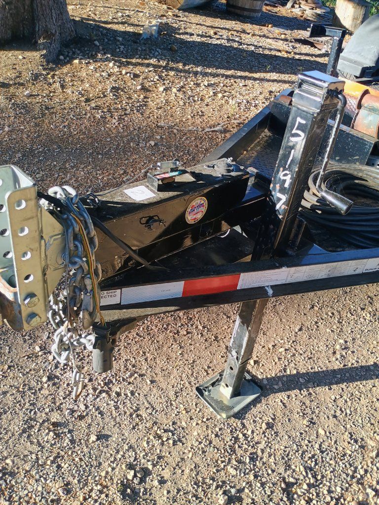 Main image 4