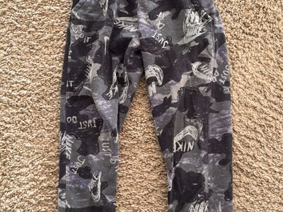 Nike Fleece Pants Boys Sz L Black/Grey