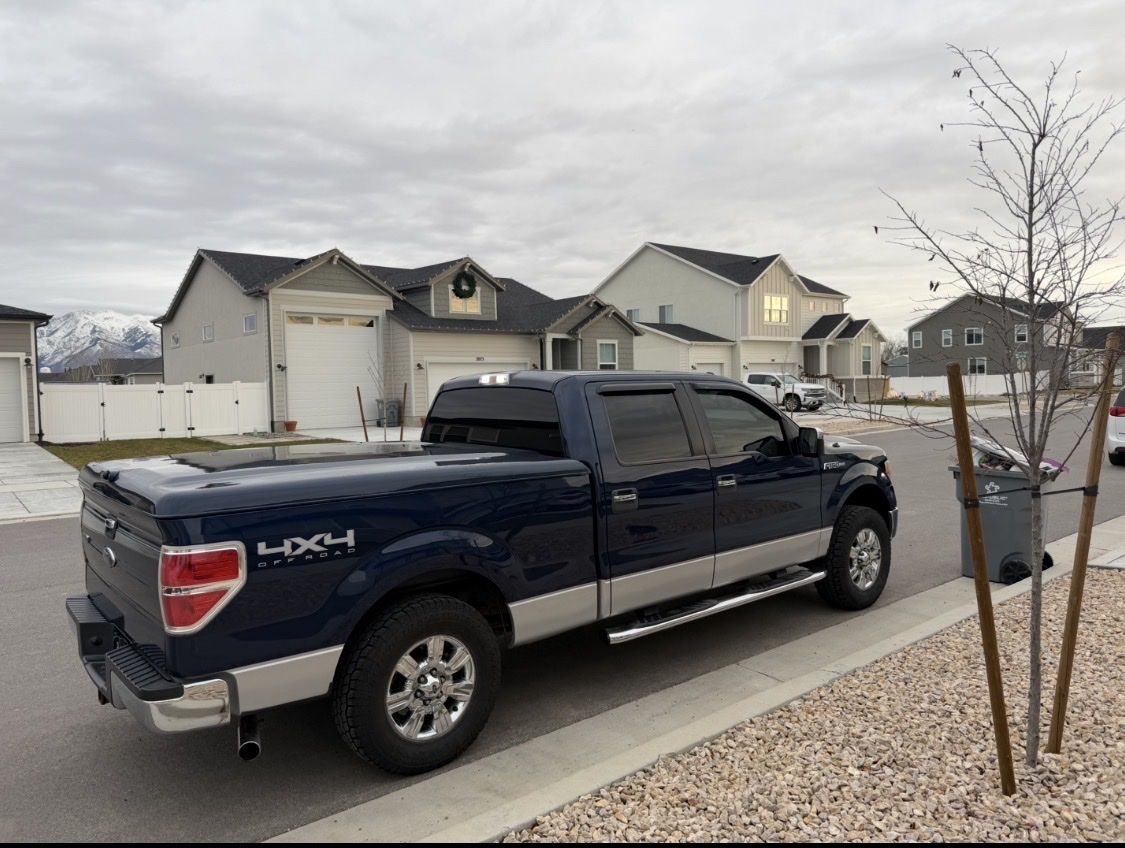 A.r.e bed cover for 2011 f150