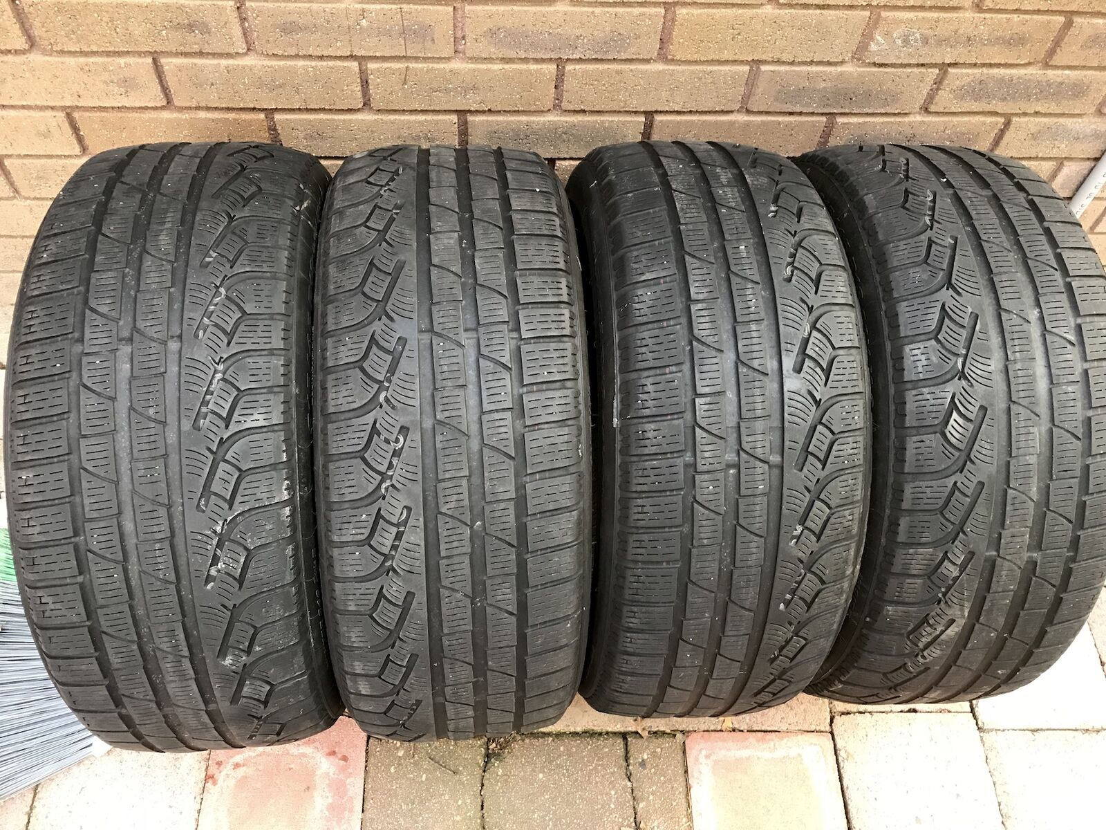 Pirelli Tires 215/45 R18, set of 4