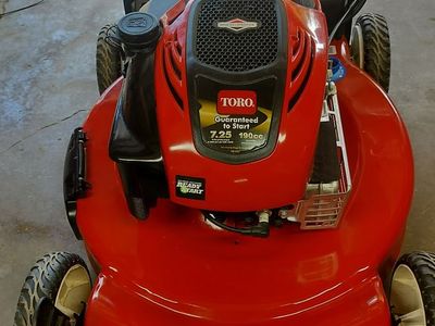 2014Toro 7.25 Self Propelled Lawnmower
