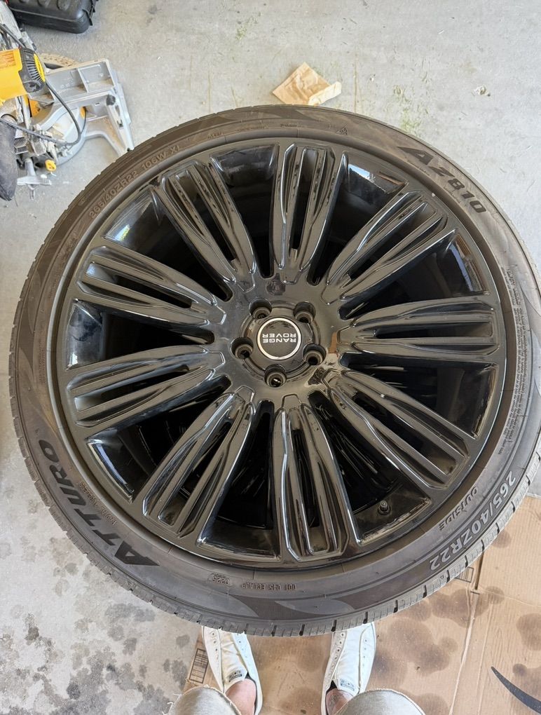 22 Wheels And Tires Range Rover Velar/Evoque