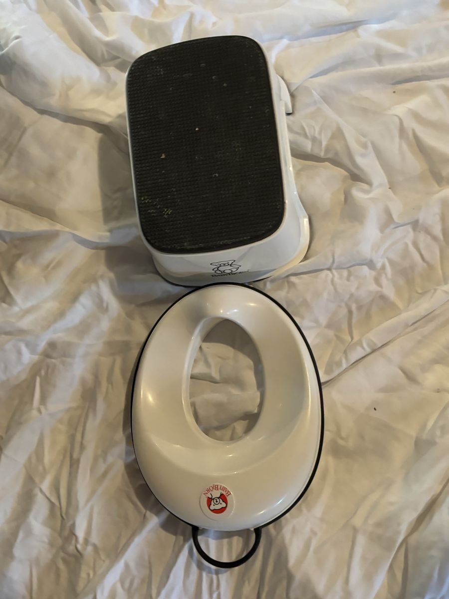 BabyBjorn toilet trainer and stepstool