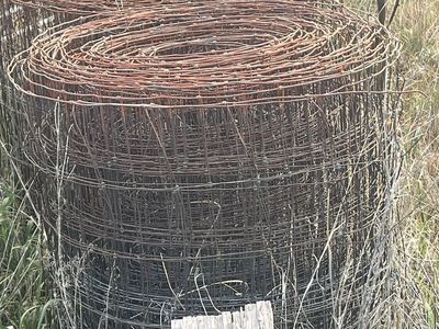 Fence panels and fencing material