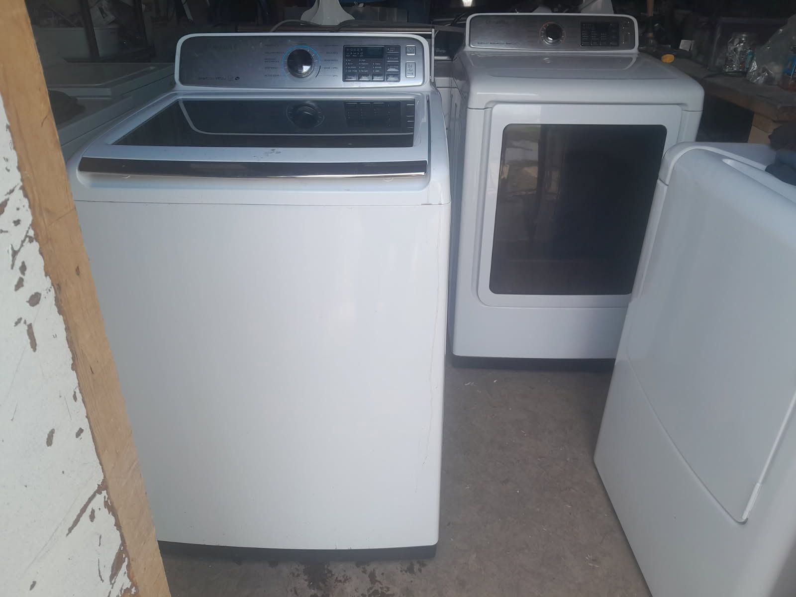 Beautiful Samsung Top Load Washer and Electric Dryer