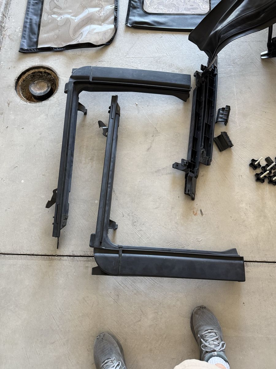 Main image 6