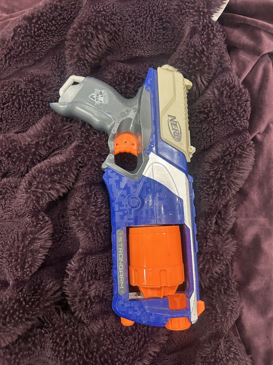 Main image 7