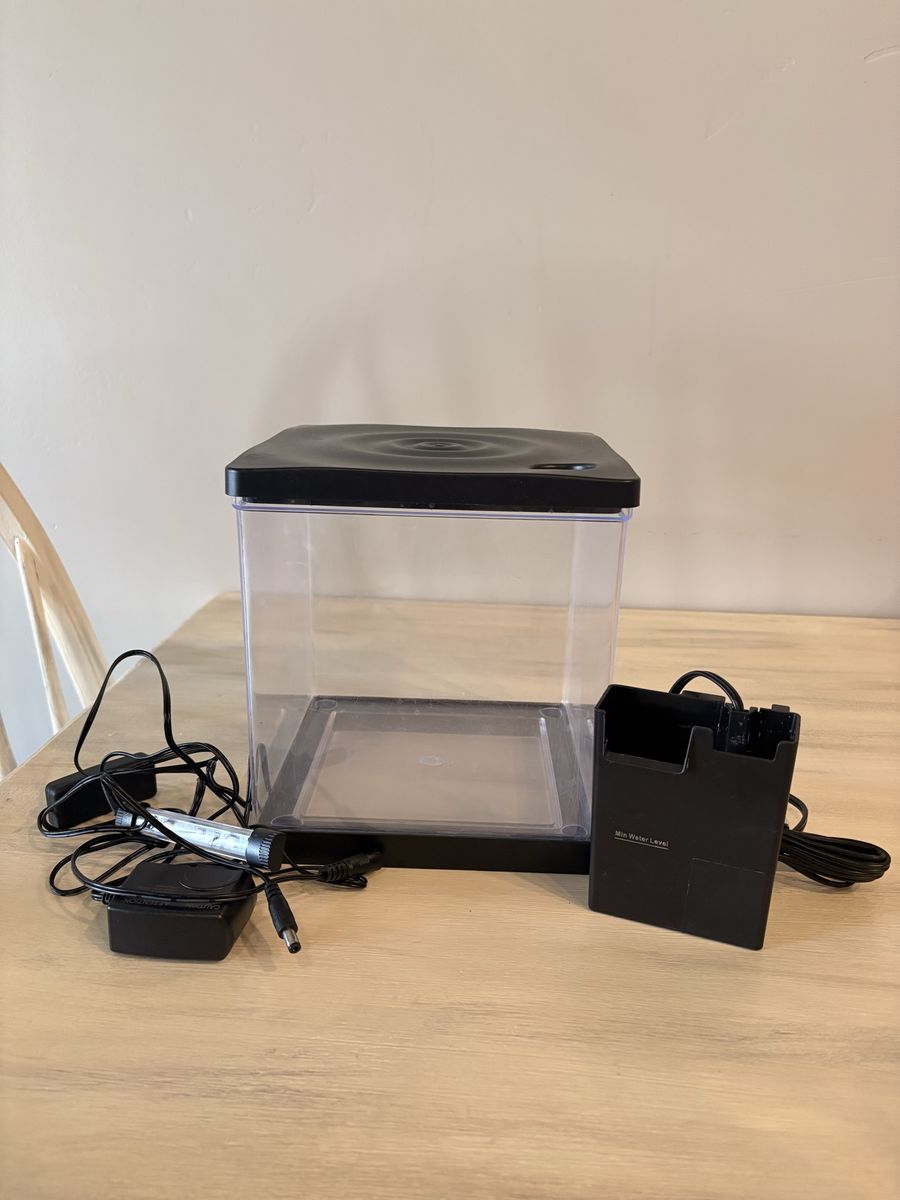 1.5 Gallon Fish Tank