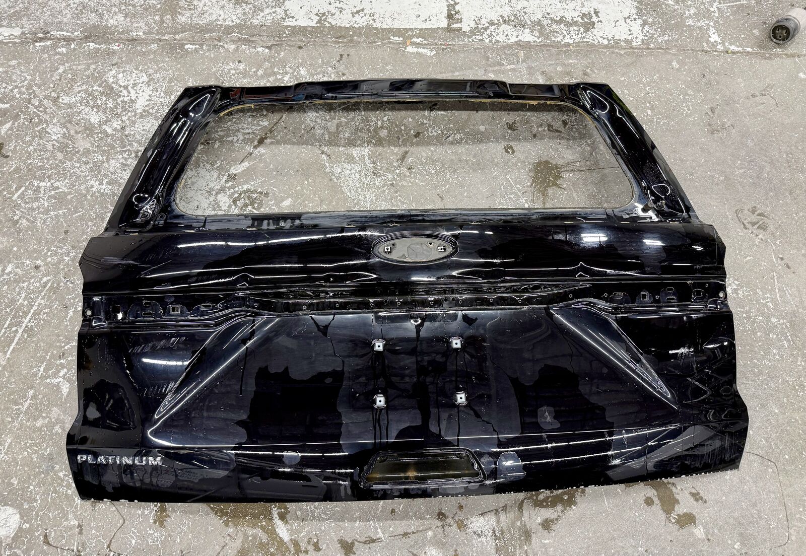 2018-2021 Ford Expedition Liftgate