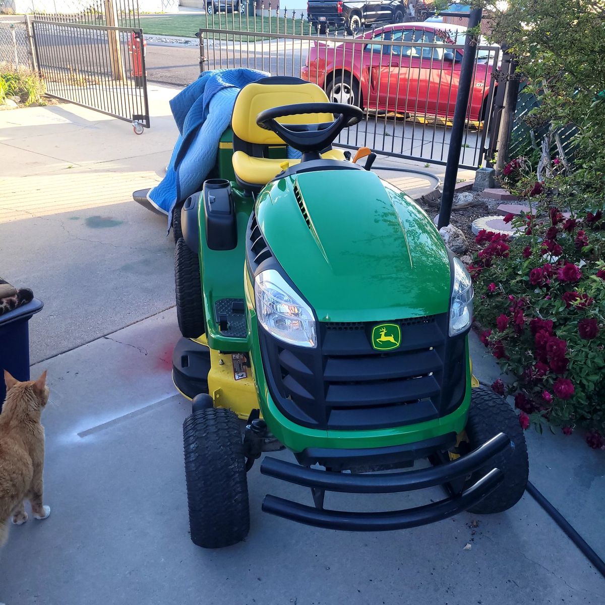 John Deere s240 riding lawn mower