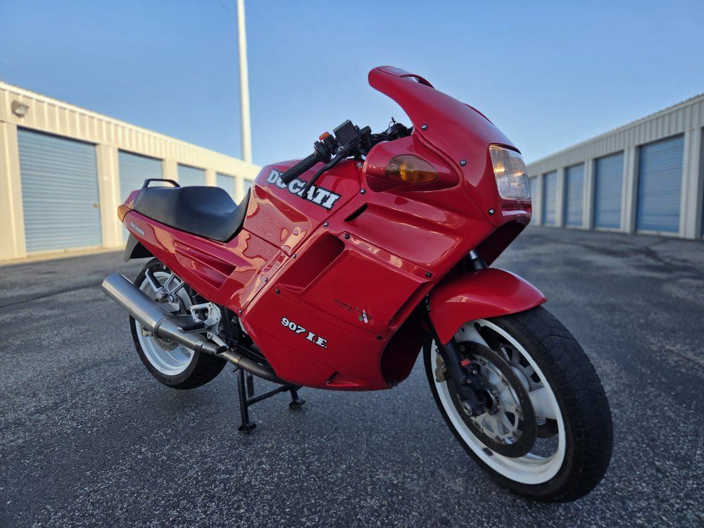 1992 Ducati 907ie