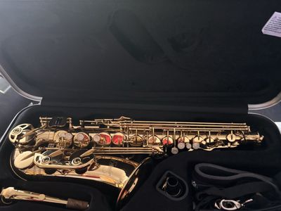 Etude eas-200 alto student saxophone in case, brand new