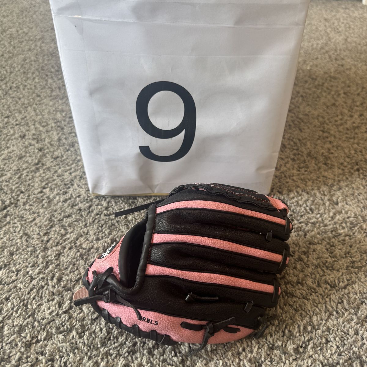 T-ball Size 9 Baseball Glove Mitt Kids Left Handed