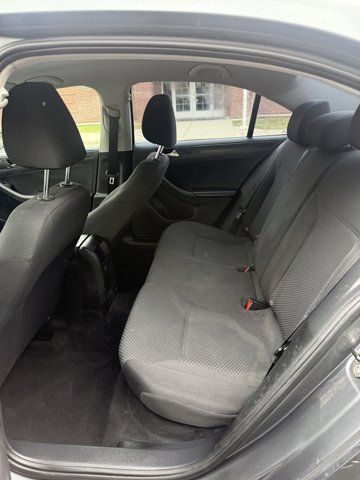 Main image 11