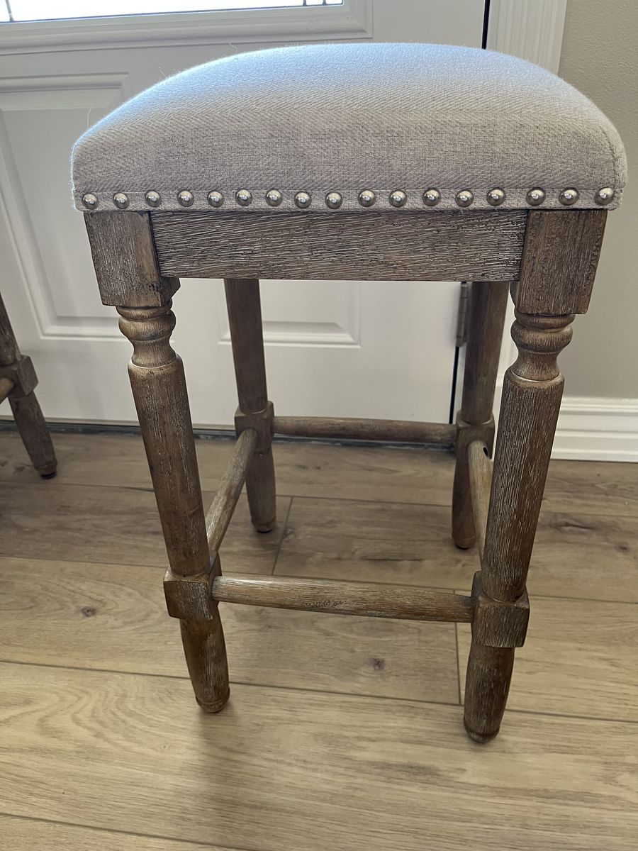 4 Counter Height bar stools