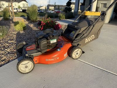 Husqvarna HU625AWD All-Wheel Drive Self-Propelled Lawn Mower