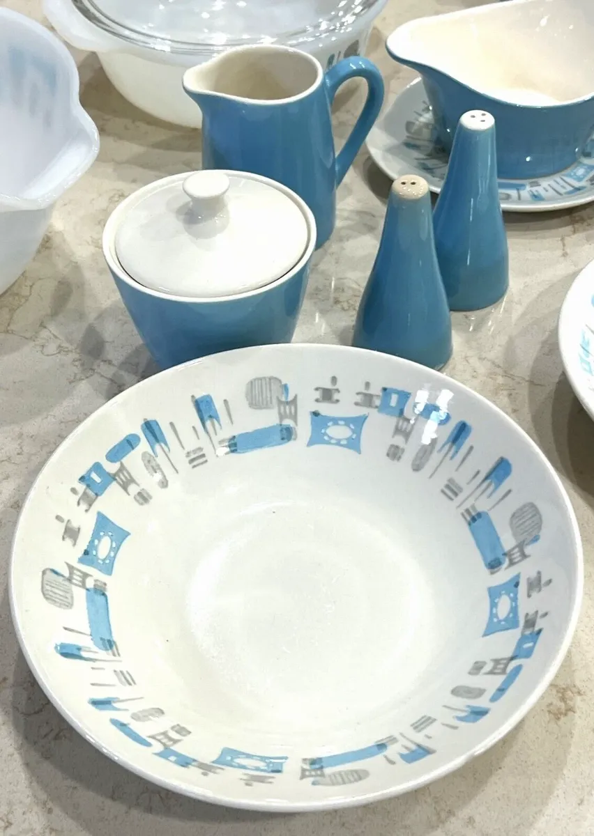 ATOMIC MCM VINTAGE MODERN BLUE HEAVEN Pattern by ROYAL CHINA Rare Pieces...FANTASTIC CONDITION