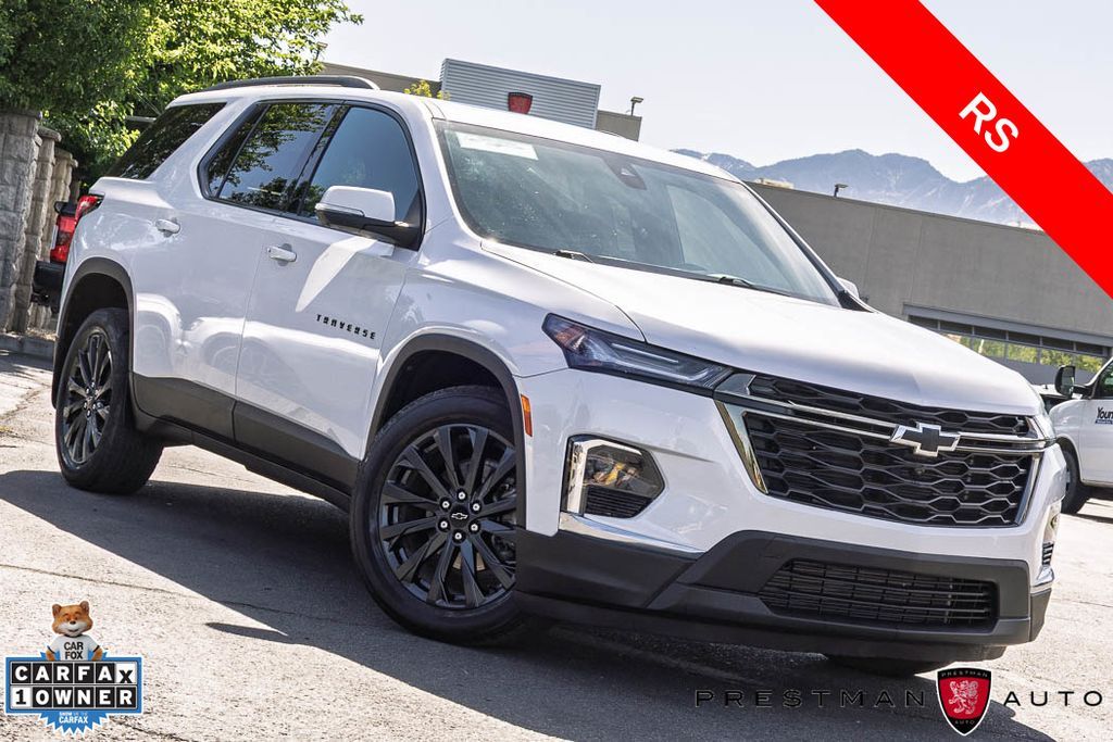 2023 Chevrolet Traverse RS