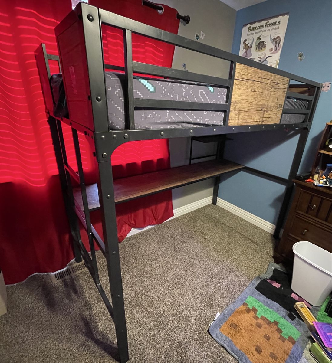 Twin Loft Bed with Desk & Mattress – Excellent Condition