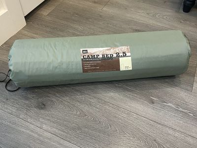 REI Camp Bed 2.5 Self-Inflating Sleeping Pad - Regular Size