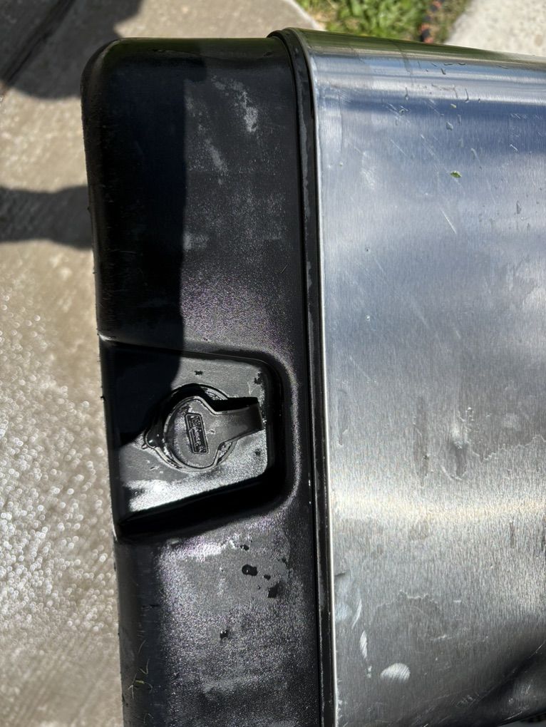 Main image 4