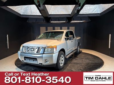 2014 Nissan Titan SV