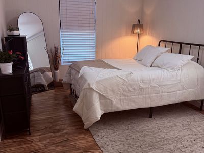 Private 2bd/office/bathroom Suite Utilities/Fiber Included
