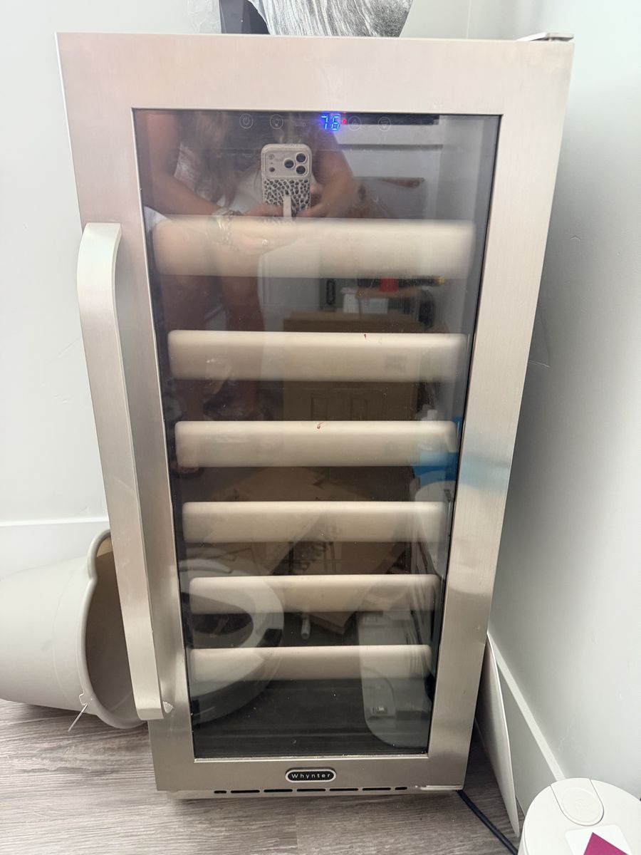 Whynter Stainless Steel Wine Cooler Refrigerator with Glass Door