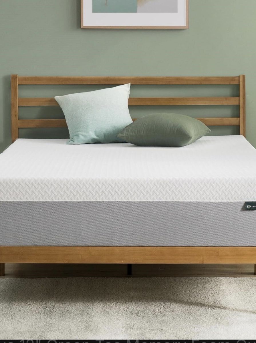 Zinus Green Tea 12" Memory Foam Mattress - Queen Size, Still Shrinkwrapped in Box