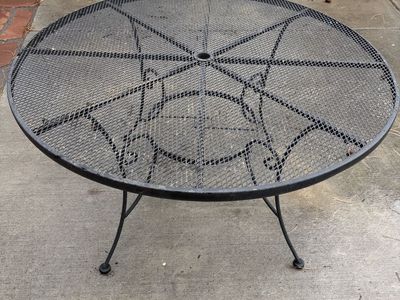 Expanded Metal Mesh Patio Table 48"