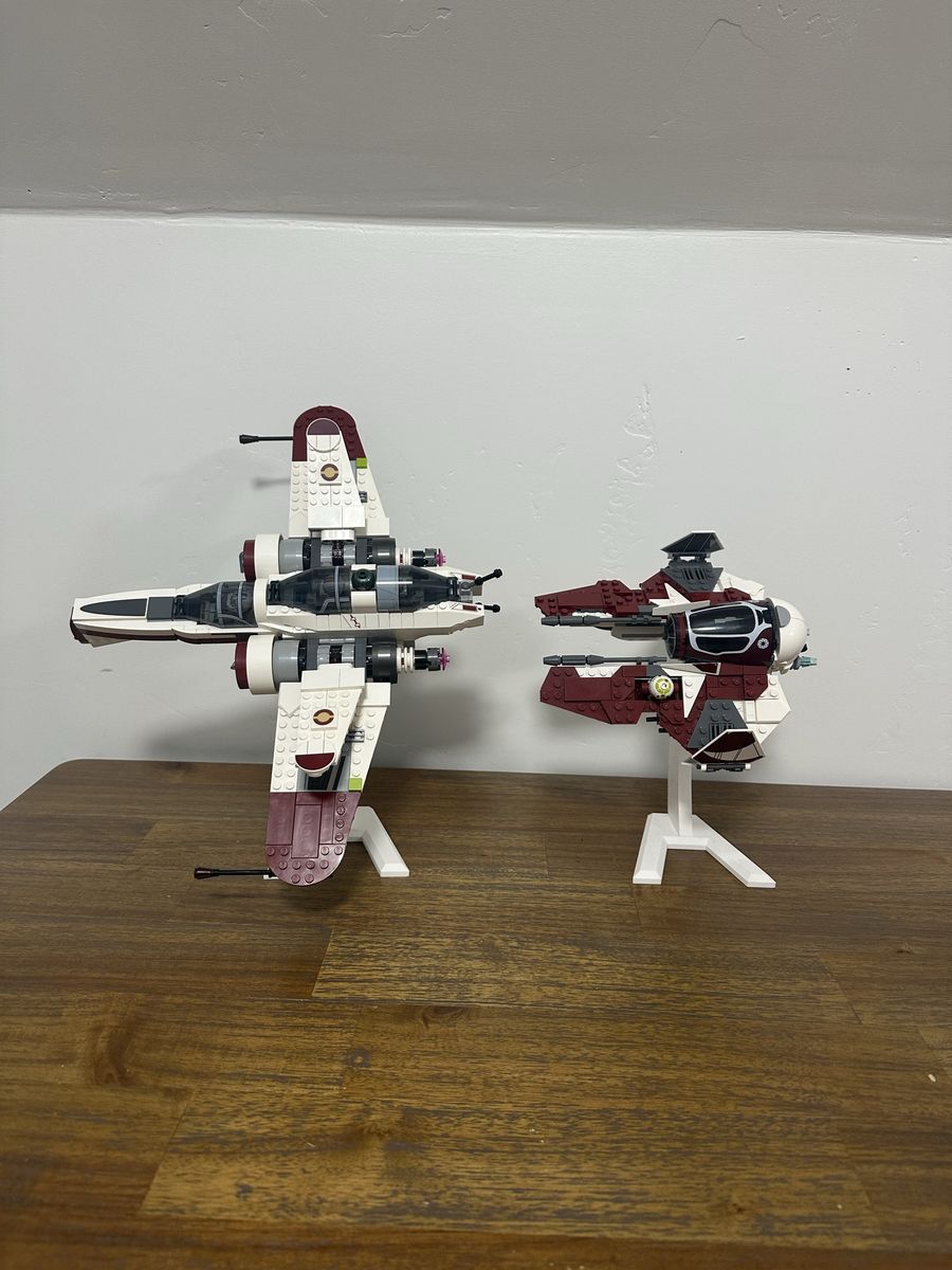 3D printed Lego display stands