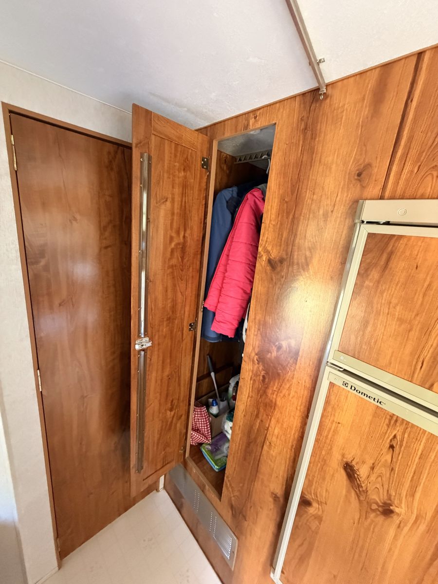 Main image 27