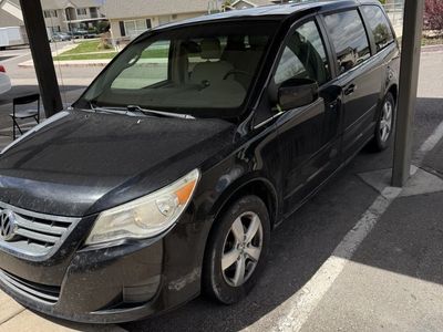2010 Volkswagen Routan SEL