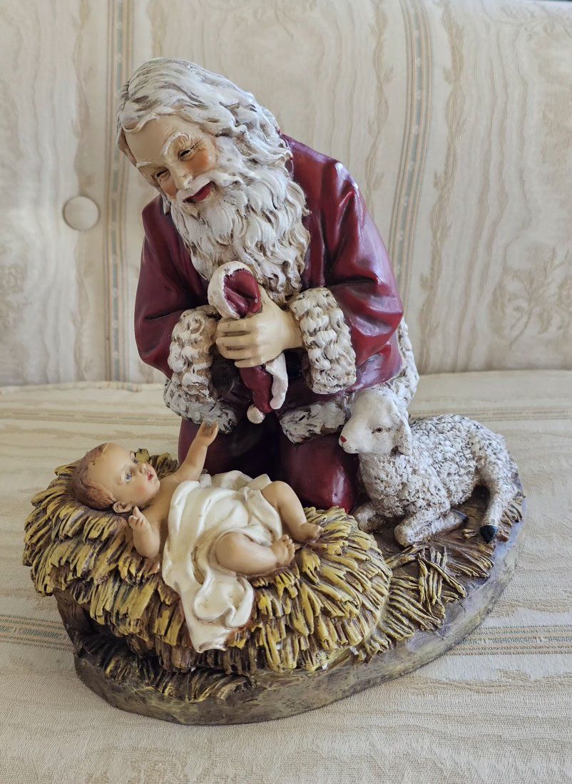 Santa Kneeling at Manger with Baby Jesus Figurine Nativity Scene 8"×8"