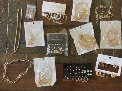 gold jewelry