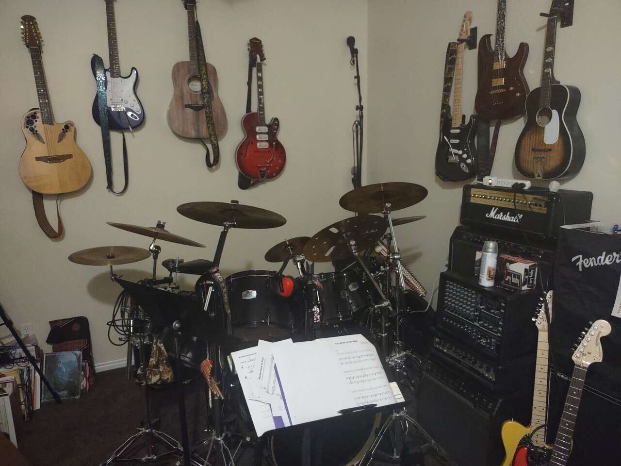 Guitar Lessons for $25- Call or Text Today!