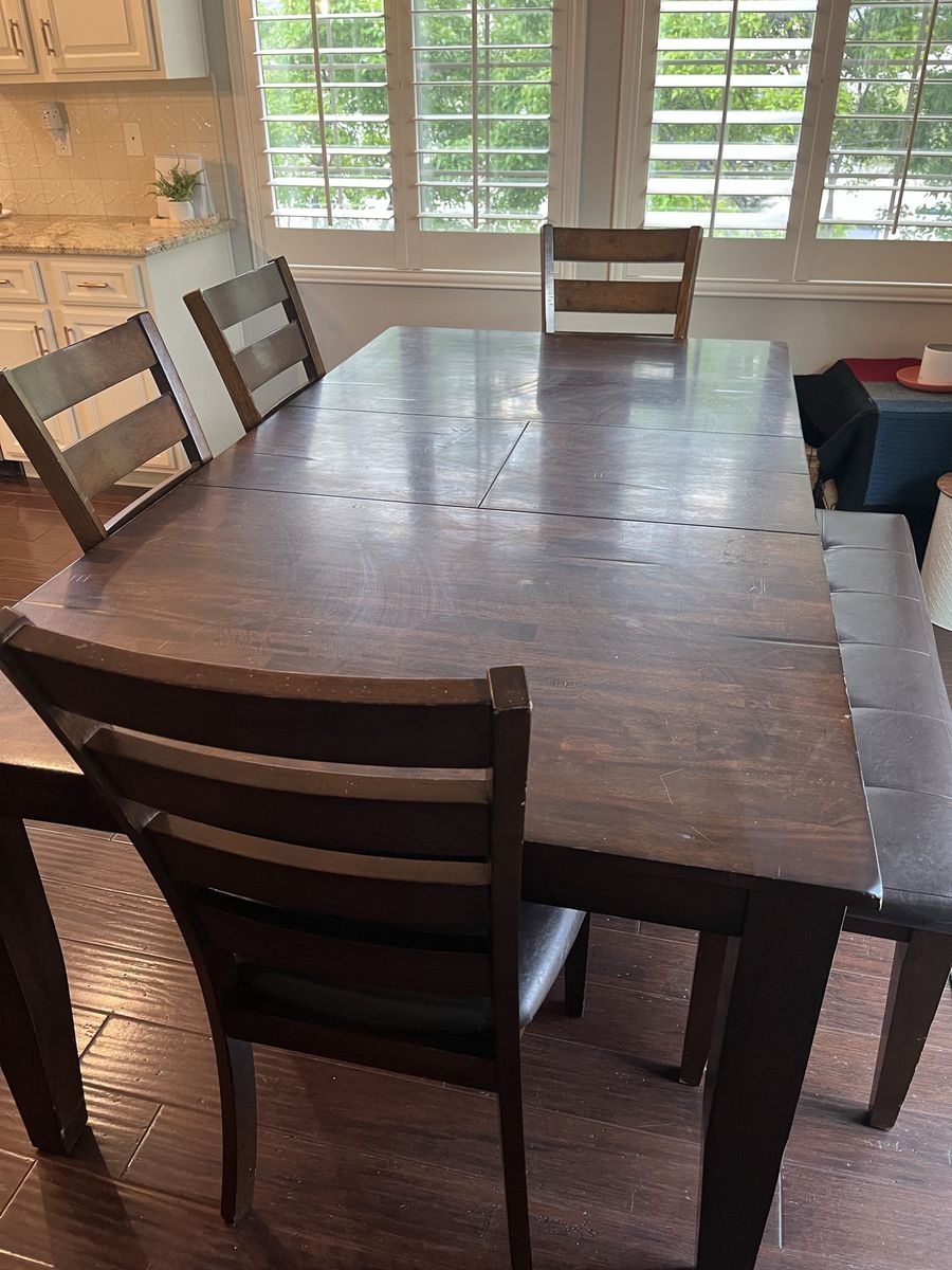 Table, 4 chairs and bench