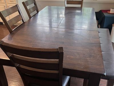 Table, 4 chairs and bench