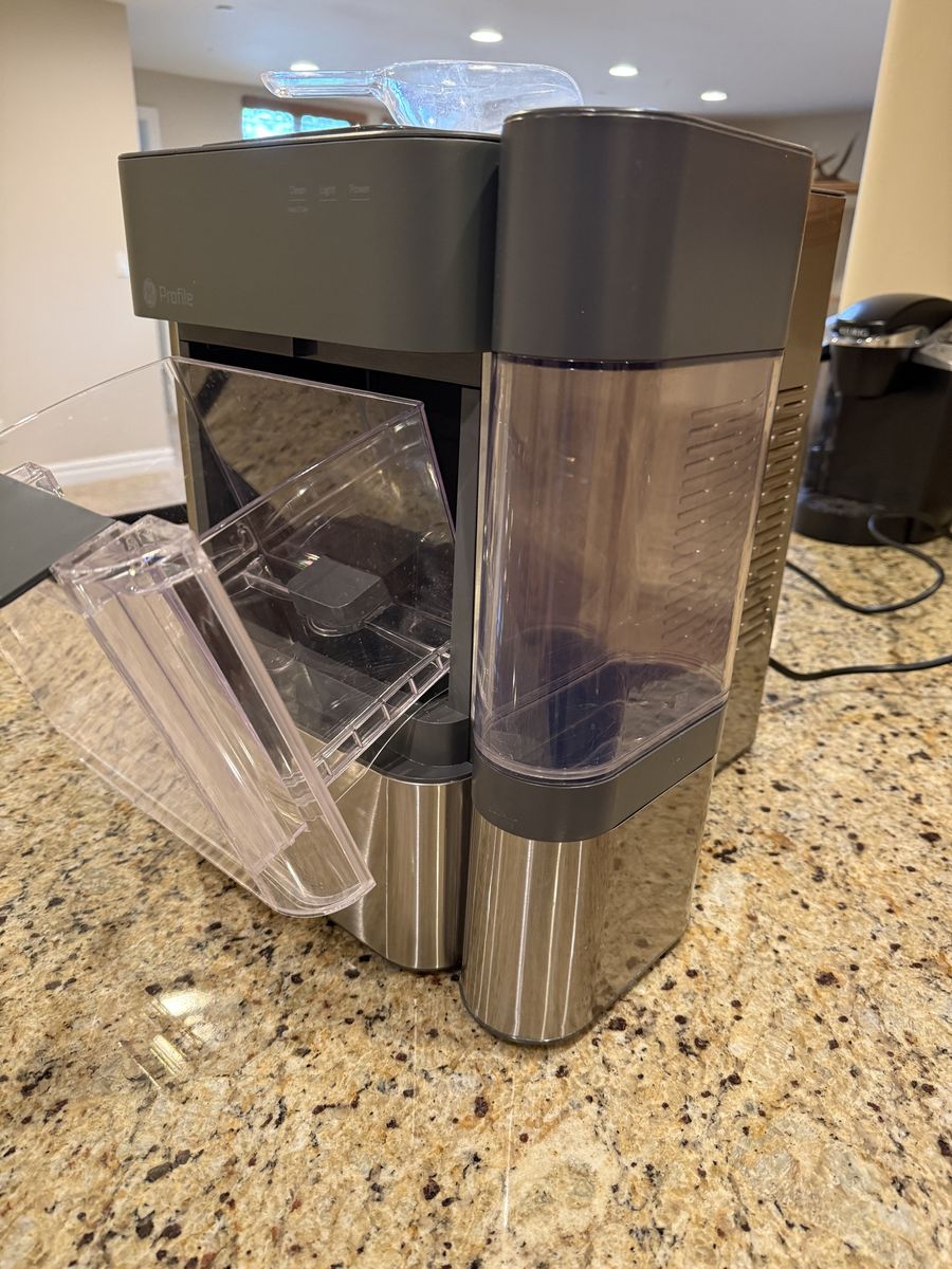 GE Countertop Ice Machine