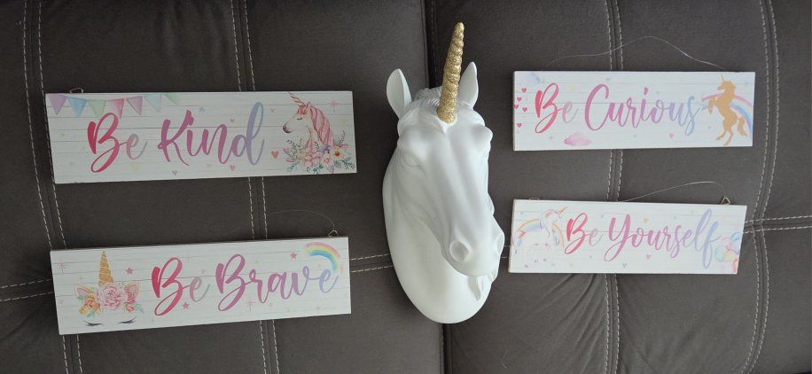 Unicorn Wall Decor Set - White Unicorn Head and Four Motivational Signs