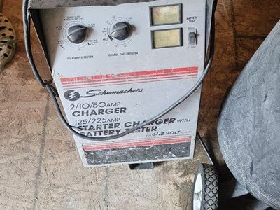Schumacher Wheeled Battery Charger and Engine Starter Tester 6V/12V
