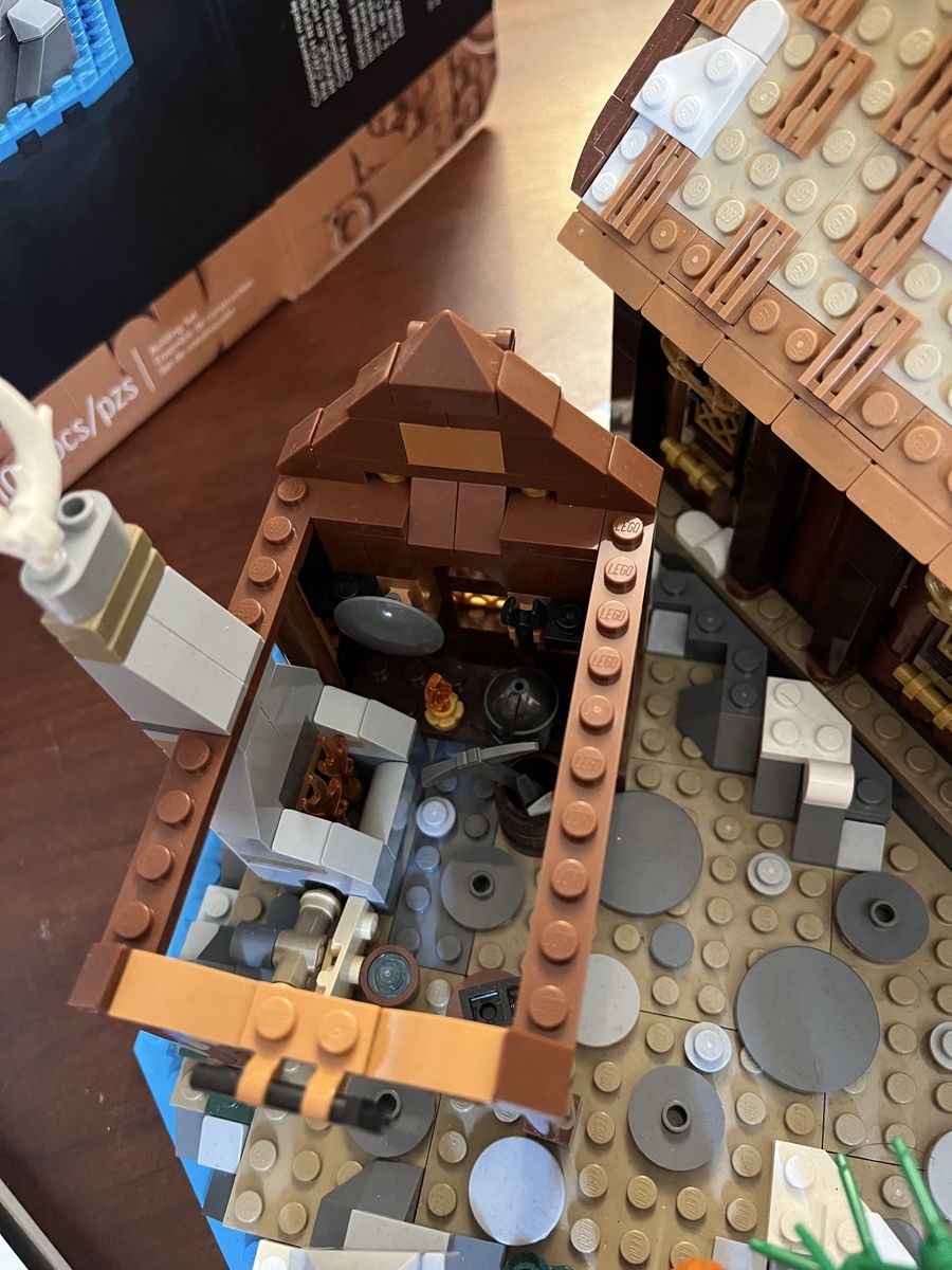Main image 5