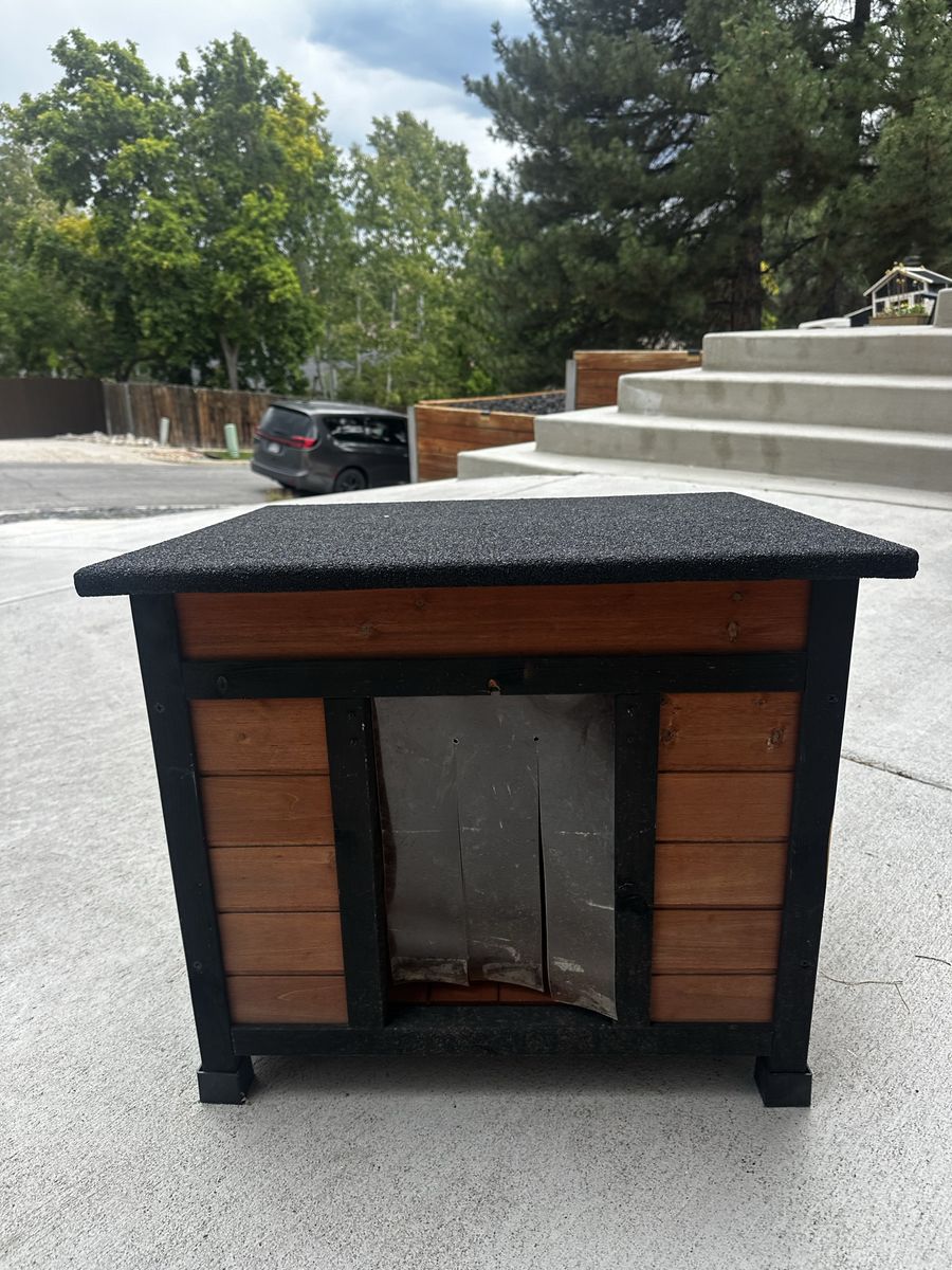Outdoor Cat House