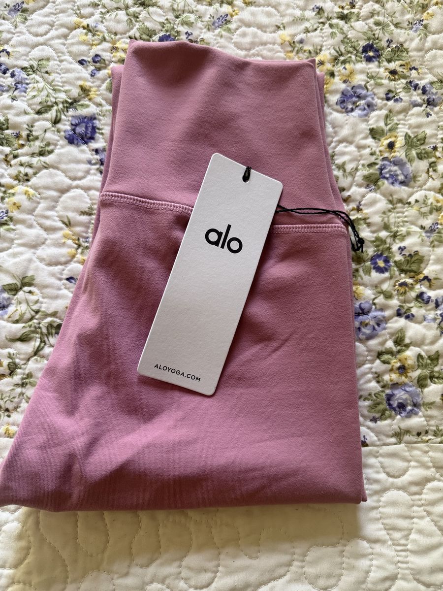 Alo Yoga 7/8 High-Waist Airbrush Legging in Pink Wild Rose - Size S