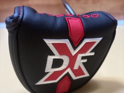 Odyssey DART Metal X putter - 34”