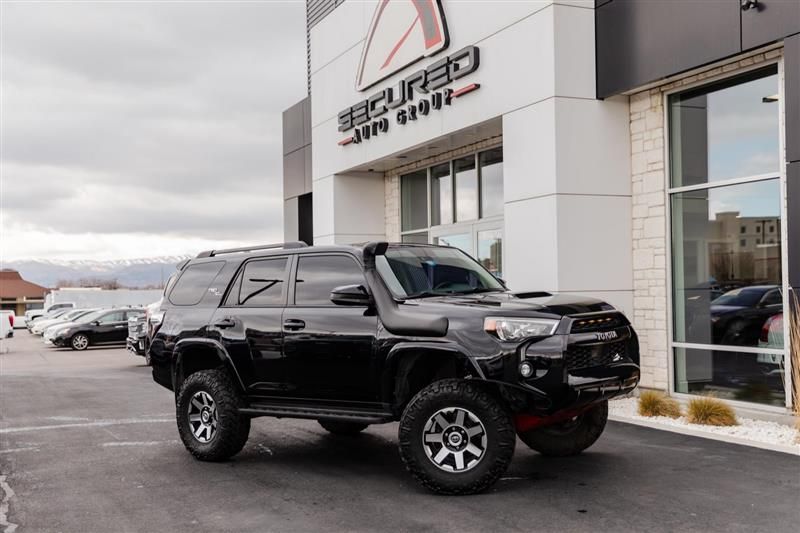 2020 Toyota 4Runner TRD Off-Road