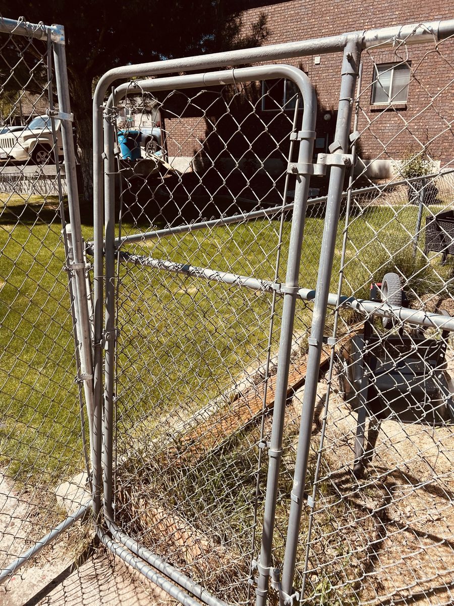 Dog Run large