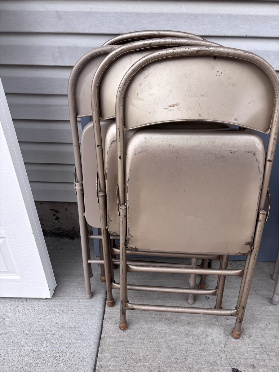 6 Heavy Duty Metal Folding Chairs 