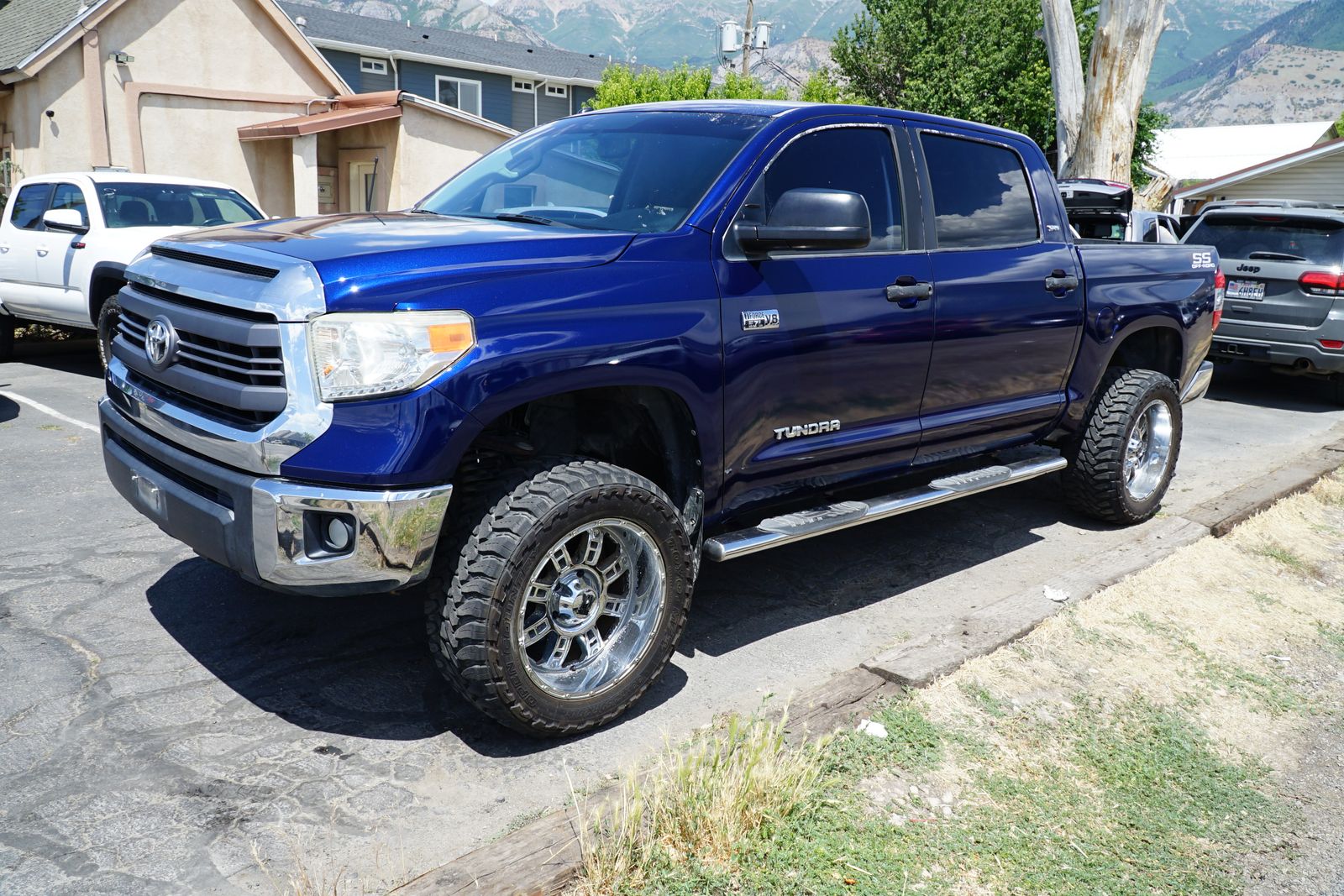 2014 Toyota Tundra SR5